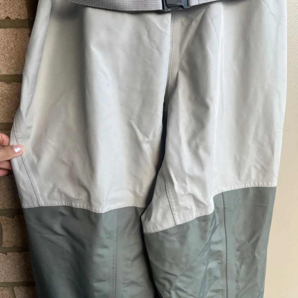 Simms Women's Waders in Gray and Green - Picture 2 of 8